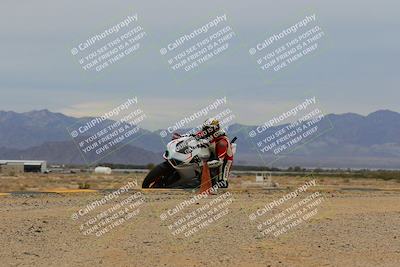 media/Jan-14-2023-SoCal Trackdays (Sat) [[497694156f]]/Turn 9 Inside (11am)/